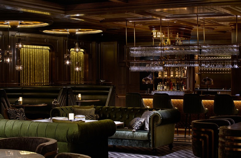 Elegantes Restaurant mit Lounge und umfangreichem kulinarischen Angebot